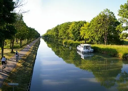 Le Luxembourg 2*