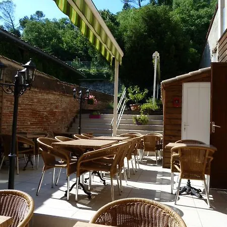 Le Luxembourg 2* Moissac